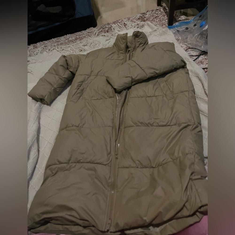 Brand New Puffer Jacket Long Olive Green